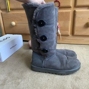 Tall gray triple button UGG boots